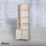 ویترین کتابخانه ژینا