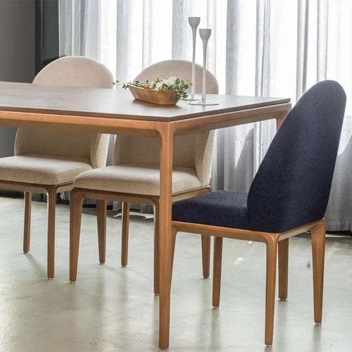 Adora dinning table